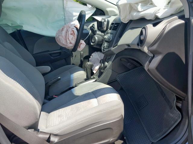 1G1JA5SH7C4201434 - 2012 CHEVROLET SONIC LS CHARCOAL photo 5