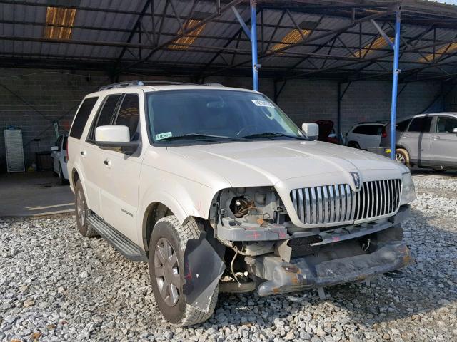 5LMFU27595LJ21684 - 2005 LINCOLN NAVIGATOR WHITE photo 1