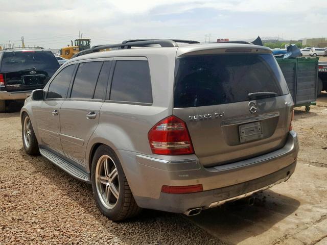 4JGBF22E18A352193 - 2008 MERCEDES-BENZ GL 320 CDI SILVER photo 3