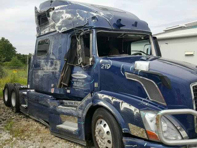 4V4N99EH9EN173125 - 2014 VOLVO VN VNL BLUE photo 9