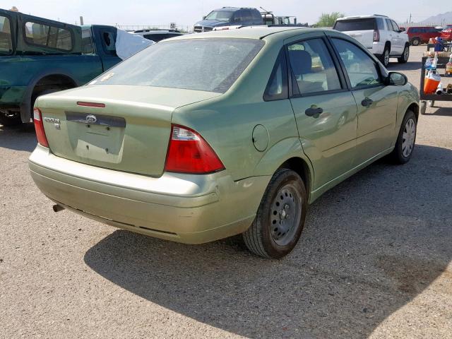 1FAFP34N67W168932 - 2007 FORD FOCUS ZX4 GREEN photo 4