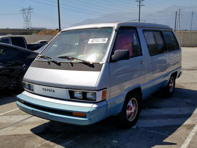 JT3YR26V6E5028410 - 1984 TOYOTA VAN WAGON SILVER photo 2