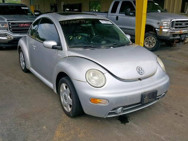 3VWDD21C61M470295 - 2001 VOLKSWAGEN NEW BEETLE SILVER photo 1