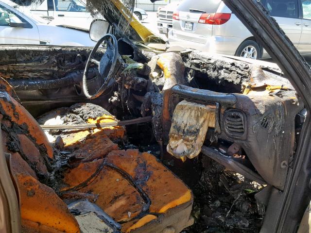 1GNDT13WXY2225581 - 2000 CHEVROLET BLAZER BURN photo 5