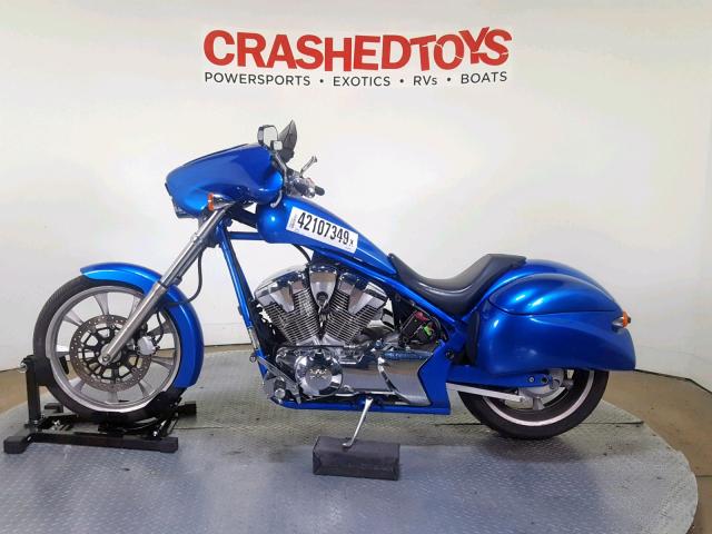 JH2SC6106AK003418 - 2010 HONDA VT1300 CX BLUE photo 5