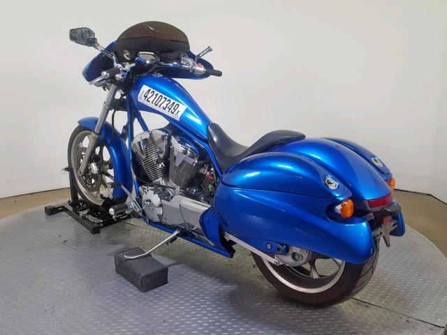 JH2SC6106AK003418 - 2010 HONDA VT1300 CX BLUE photo 6