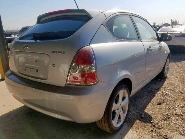 KMHCN36C29U124631 - 2009 HYUNDAI ACCENT SE GRAY photo 4