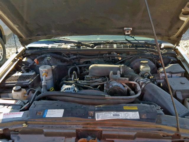 1GNDT13W7Y2210164 - 2000 CHEVROLET BLAZER SILVER photo 7