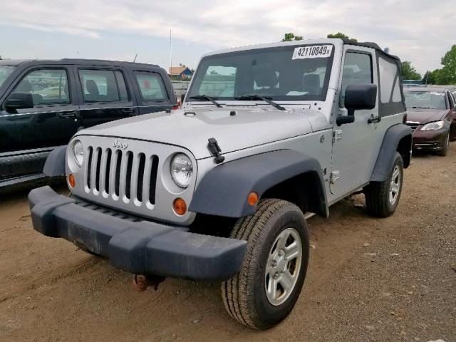 1J4FA24107L230632 - 2007 JEEP WRANGLER X SILVER photo 2