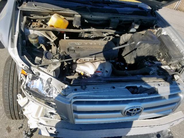 JTEDD21A650125337 - 2005 TOYOTA HIGHLANDER SILVER photo 7