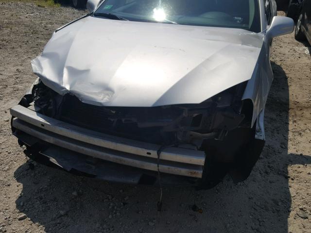 2G2WP552281134882 - 2008 PONTIAC GRAND PRIX ვერცხლისფერი ფოტო 9