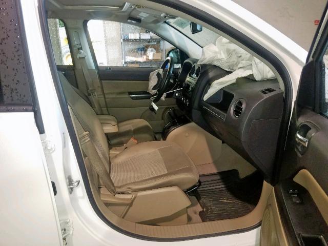1J4NT1FB3BD246591 - 2011 JEEP COMPASS SP თეთრი ფოტო 5