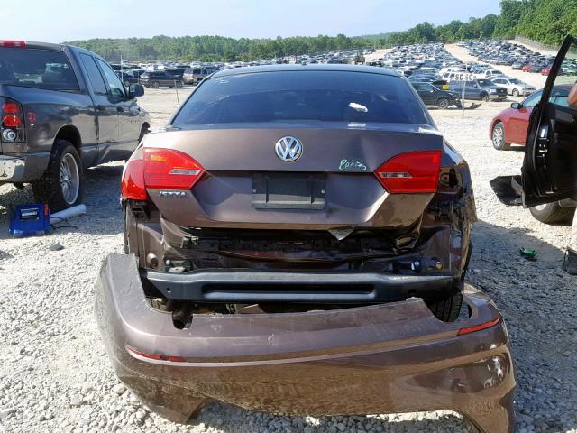 3VW2K7AJ9BM060214 - 2011 VOLKSWAGEN JETTA BASE BROWN photo 9