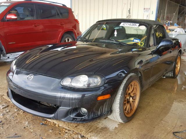 JM1NB354350413891 - 2005 MAZDA MX-5 MIATA BLACK photo 2