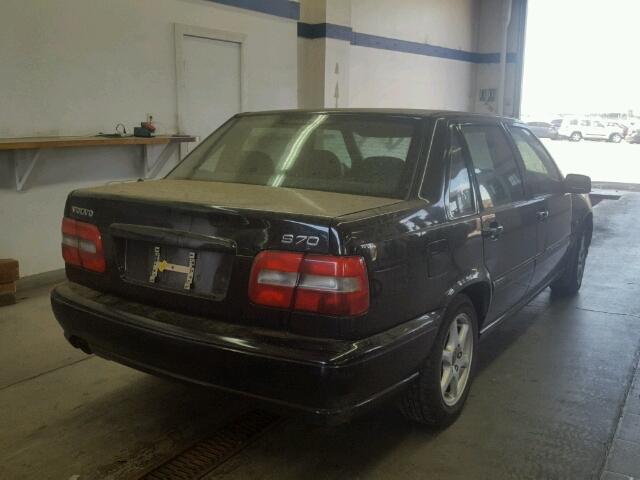 YV1LS61J3Y2632308 - 2000 VOLVO S70 BASE BLACK photo 4