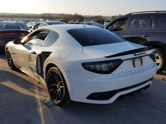 ZAM45ULA5D0068574 - 2013 MASERATI GRANTURISM WHITE photo 3