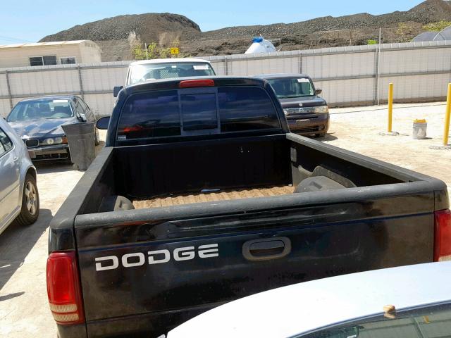 1B7GL22XXYS694756 - 2000 DODGE DAKOTA BLACK photo 6