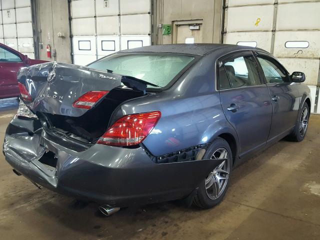 4T1BK36B38U301066 - 2008 TOYOTA AVALON XL GRAY photo 4