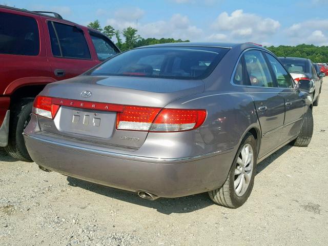 KMHFC46F96A116008 - 2006 HYUNDAI AZERA SE GRAY photo 4