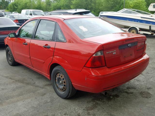 1FAFP34N85W259262 - 2005 FORD FOCUS ZX4 RED photo 3