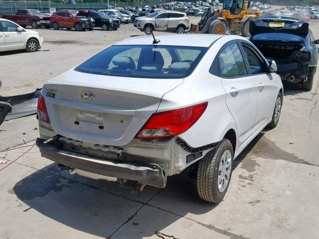 KMHCT4AEXHU367347 - 2017 HYUNDAI ACCENT SE WHITE photo 4