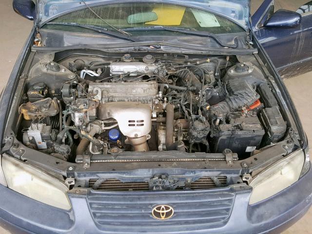 4T1BG22K5VU095116 - 1997 TOYOTA CAMRY CE BLUE photo 7