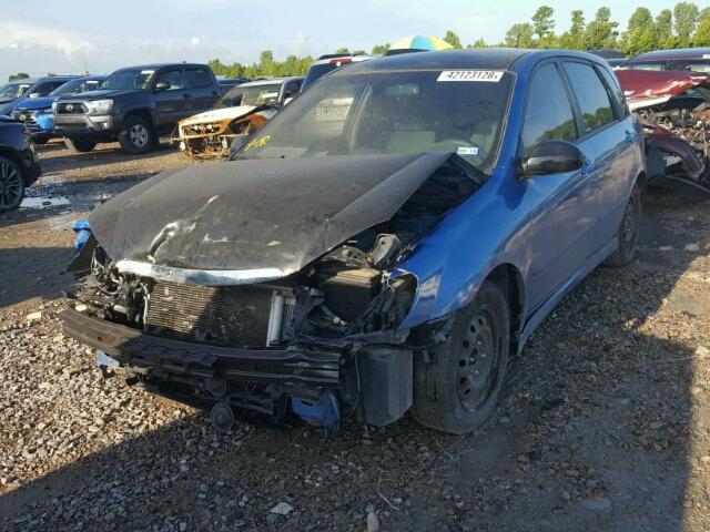 KNAFE161765311922 - 2006 KIA SPECTRA5 BLUE photo 2