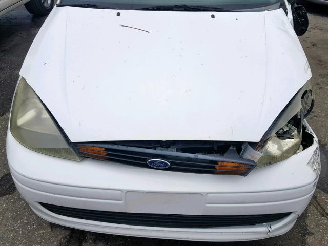 1FAFP33PX3W285040 - 2003 FORD FOCUS LX WHITE photo 7