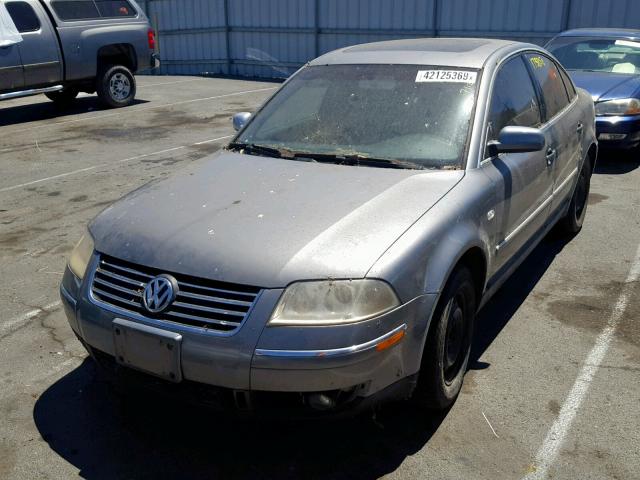 WVWPD63B42P302758 - 2002 VOLKSWAGEN PASSAT GLS GRAY photo 2