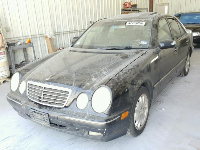 WDBJF65J71B303238 - 2001 MERCEDES-BENZ E 320 BLACK photo 2