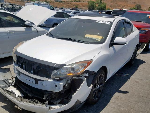 JM1BL1U67B1367298 - 2011 MAZDA 3 S WHITE photo 2