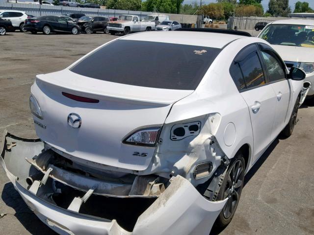 JM1BL1U67B1367298 - 2011 MAZDA 3 S WHITE photo 4