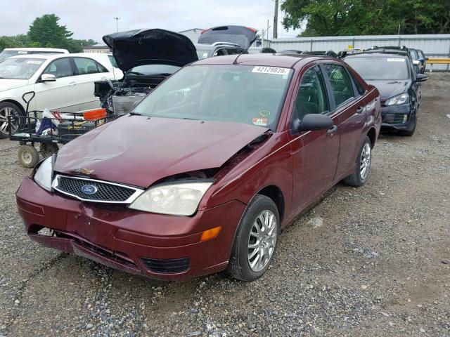1FAFP34N66W250772 - 2006 FORD FOCUS ZX4 RED photo 2