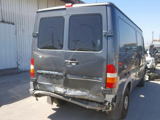 WD2PD644145664124 - 2004 SPRINTER 2500 SPRIN GRAY photo 4