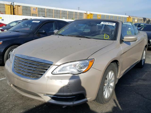 1C3BCBEB2EN157890 - 2014 CHRYSLER 200 TOURIN GOLD photo 2