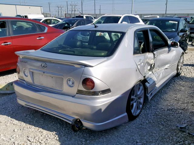 JTHBD182810018528 - 2001 LEXUS IS 300 SILVER photo 4