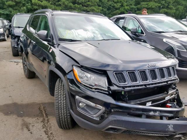 3C4NJDDB8KT683979 - 2019 JEEP COMPASS TR BLACK photo 1