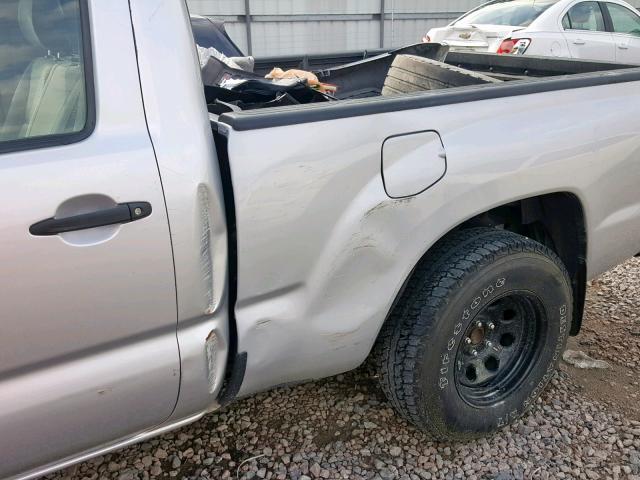 5TFNX4CN5BX002417 - 2011 TOYOTA TACOMA SILVER photo 9