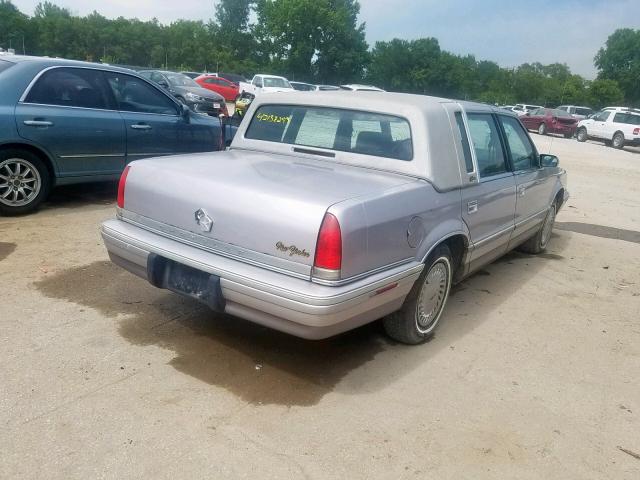 1C3XV66R8ND856207 - 1992 CHRYSLER NEW YORKER SILVER photo 4