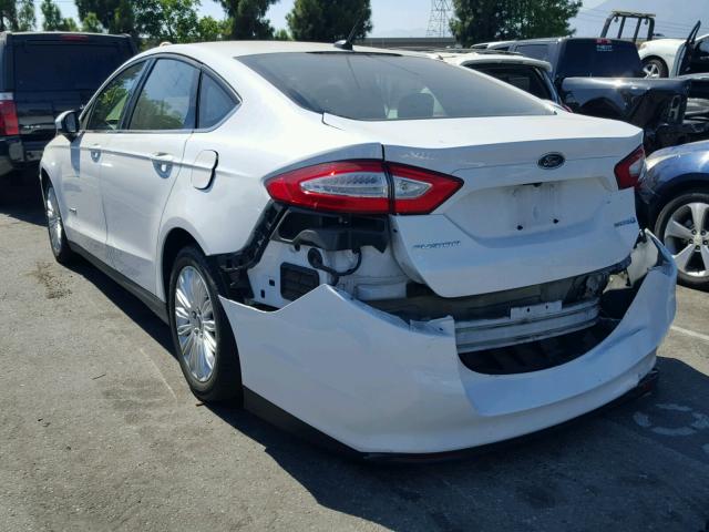 3FA6P0UU6GR385485 - 2016 FORD FUSION S H WHITE photo 3