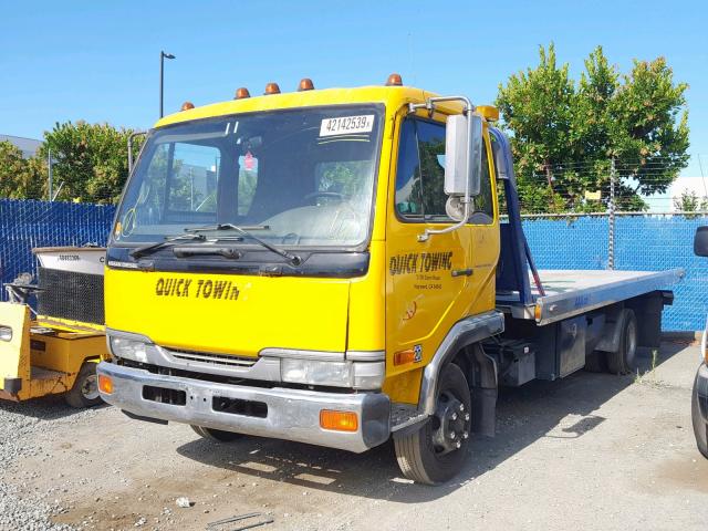 JNAMB33H53AH70097 - 2003 NISSAN DIESEL UD2000 YELLOW photo 2