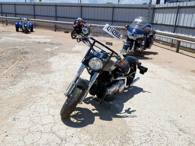 1HD1JRV29CB050693 - 2012 HARLEY-DAVIDSON FLS SOFTAI 黑色 照片 2