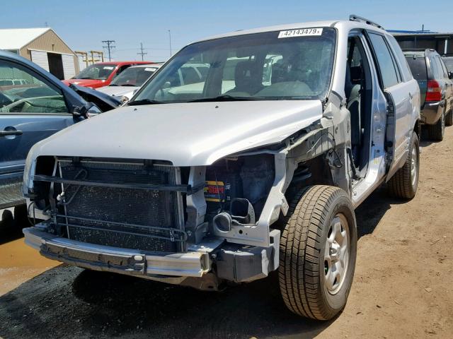 2HKYF18195H564356 - 2005 HONDA PILOT LX SILVER photo 2