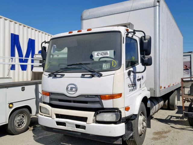 JNAA410H3CAN15130 - 2012 NISSAN DIESEL UD2600 WHITE photo 2