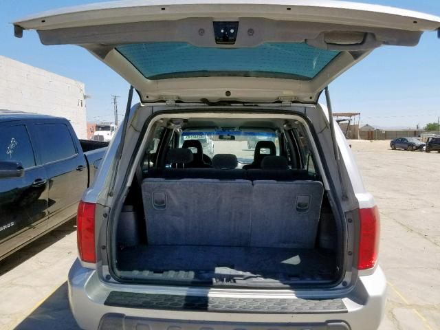 2HKYF18164H622552 - 2004 HONDA PILOT LX SILVER photo 9