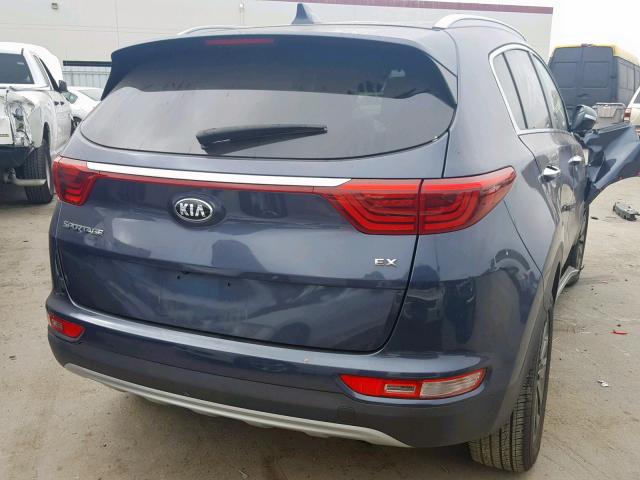 KNDPN3ACXJ7450774 - 2018 KIA SPORTAGE E BLUE photo 4