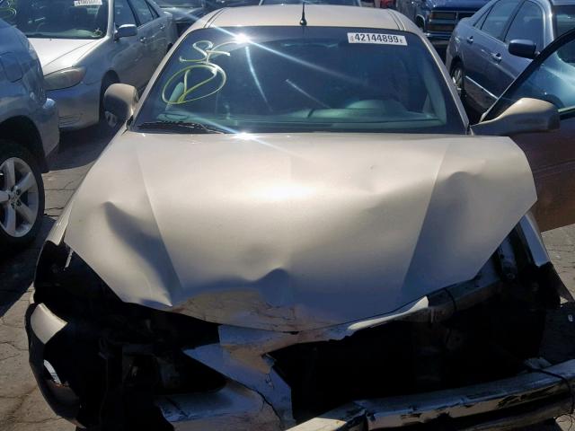 2G2WP522651168582 - 2005 PONTIAC GRAND PRIX GOLD photo 7