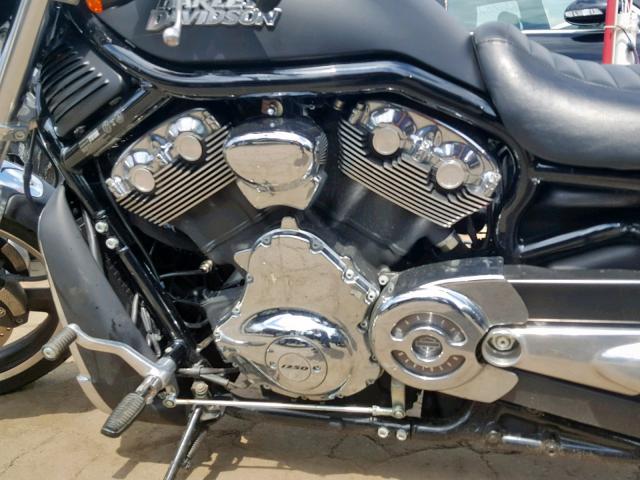 1HD1HDH308K801786 - 2008 HARLEY-DAVIDSON VRSCD BLACK photo 9