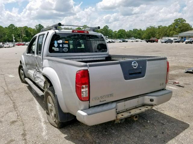 1N6AD07U38C440903 - 2008 NISSAN FRONTIER C SILVER photo 3