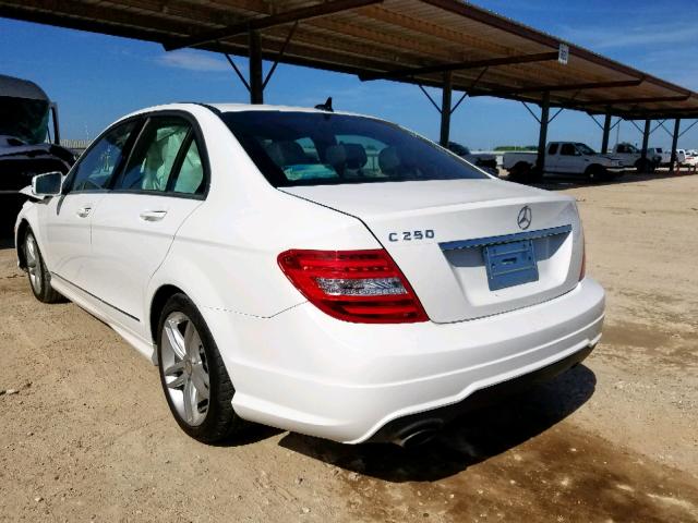 WDDGF4HB9DA828516 - 2013 MERCEDES-BENZ C 250 WHITE photo 3